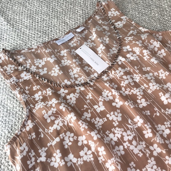 NWT New York & Company silk tank blouse - Picture 2 of 4